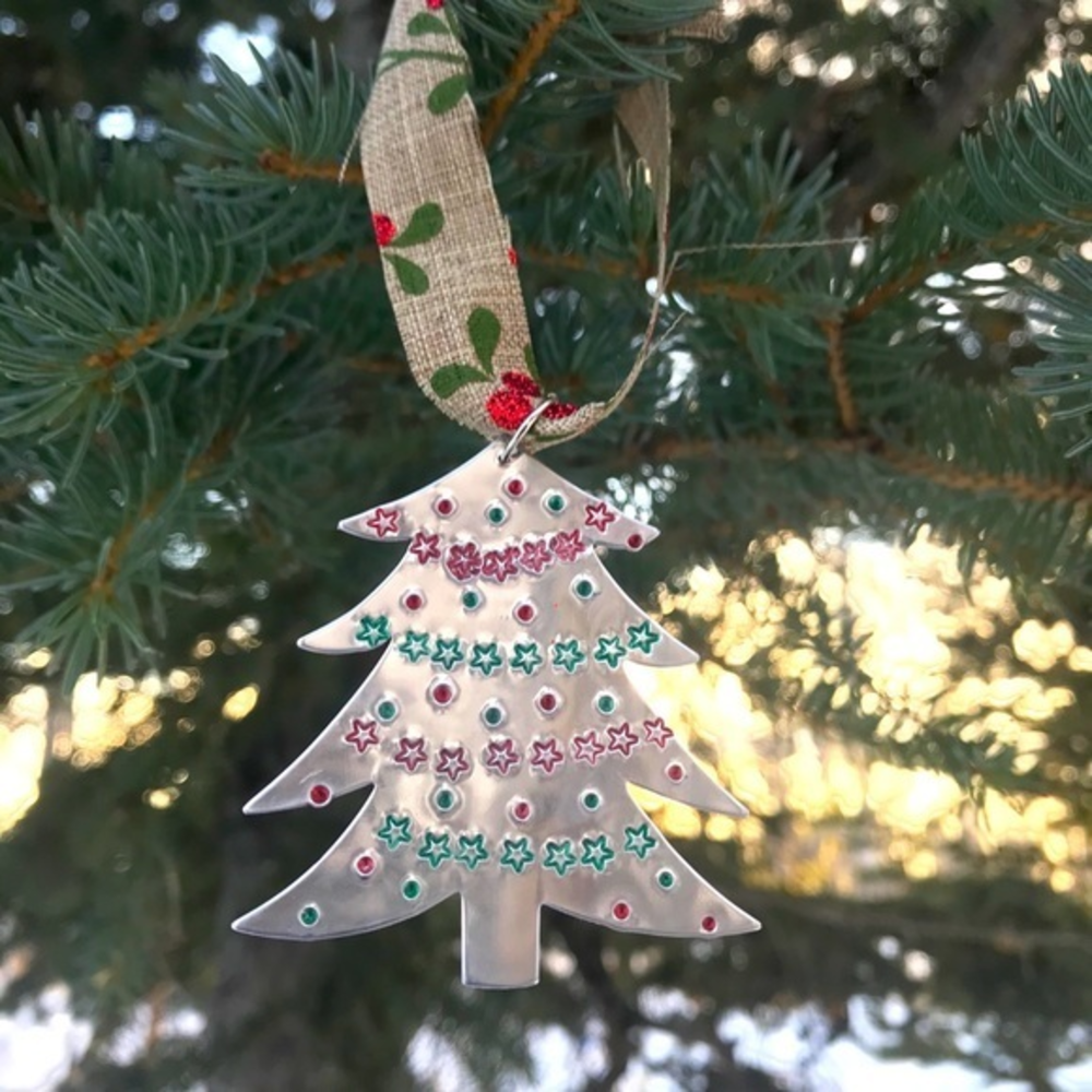 Handmade stamped‎ silver aluminum decorated tree holiday Christmas ornament